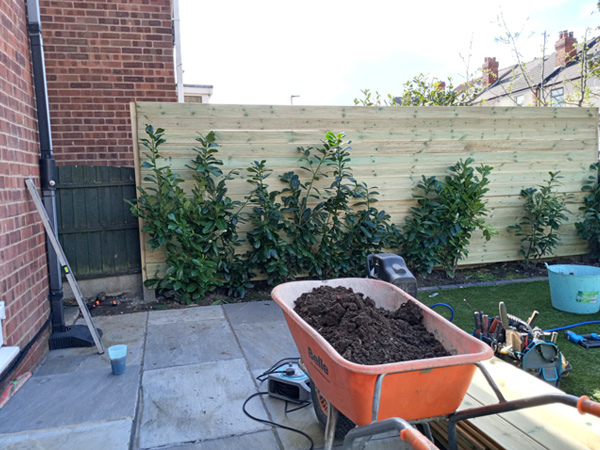 fence suppliers in castleford